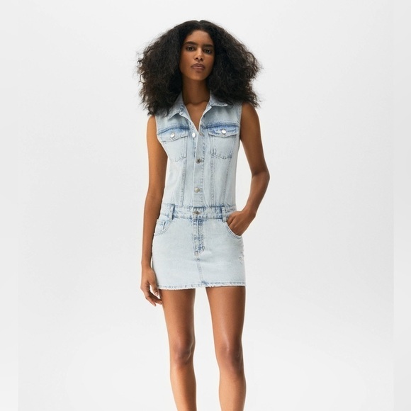 Pull&Bear Dresses & Skirts - 𝅺PULL&BEAR denim button down dress, 100% cotton, size M